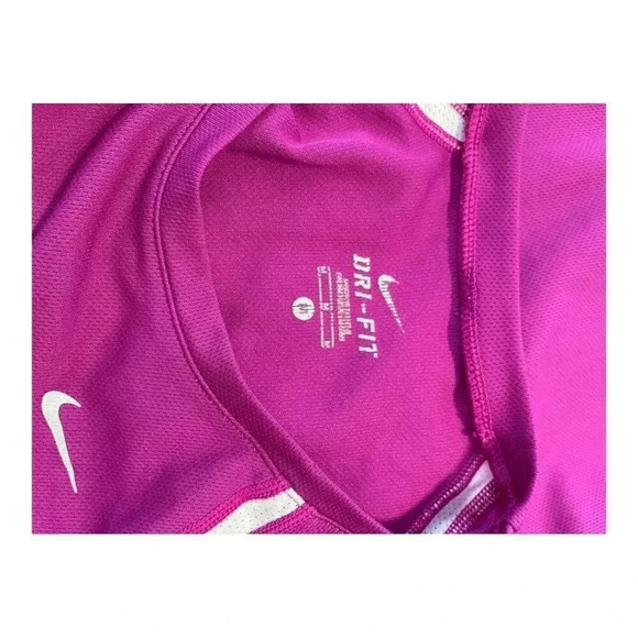 Nike Women’s Medium Dri-fit Long‎ Sleeved Workout Shirt in Burgundy - Picture 4 of 4